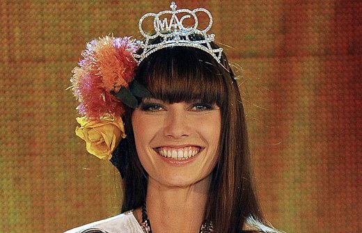 Η εκρηκτική Miss Αυστρία θα προωθήσει την Ελλάδα στη χώρα της -Θα φωτογραφηθεί στα μέρη που γυρίστηκε το Mamma Mia [εικόνες]  | iefimerida.gr 0