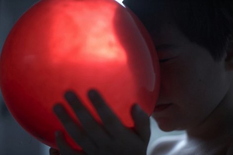 Πατέρας απαθανατίζει τον μοναδικό κόσμο του αυτιστικού γιου του [εικόνες] | iefimerida.gr 6