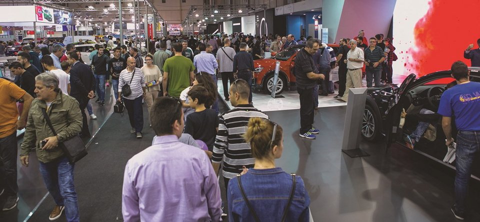 Ξεκινά η έκθεση αυτοκινήτου «ΑΥΤΟΚΙΝΗΣΗ FISIKON 2017» | iefimerida.gr 2