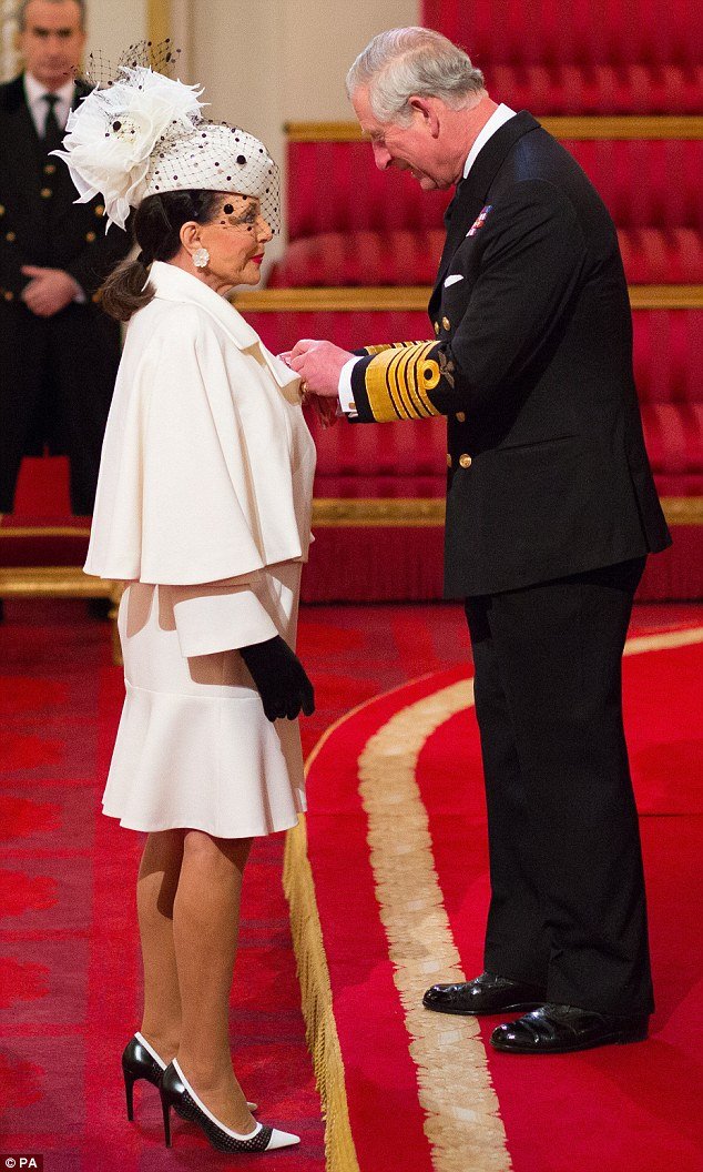 Οχι στο Botox, ναι στο αβοκάντο - Η «Αλέξις» της Δυναστείας αποκαλύπτει τα μυστικά της νιότης [εικόνες]  | iefimerida.gr 3