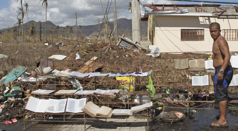 O δικός τους θησαυρός -Αντικείμενα που μαζεύουν οι Φιλιππινέζοι για να ξαναρχίσουν τη ζωή τους μετά τον Χαϊγιάν [εικόνες] | iefimerida.gr 5
