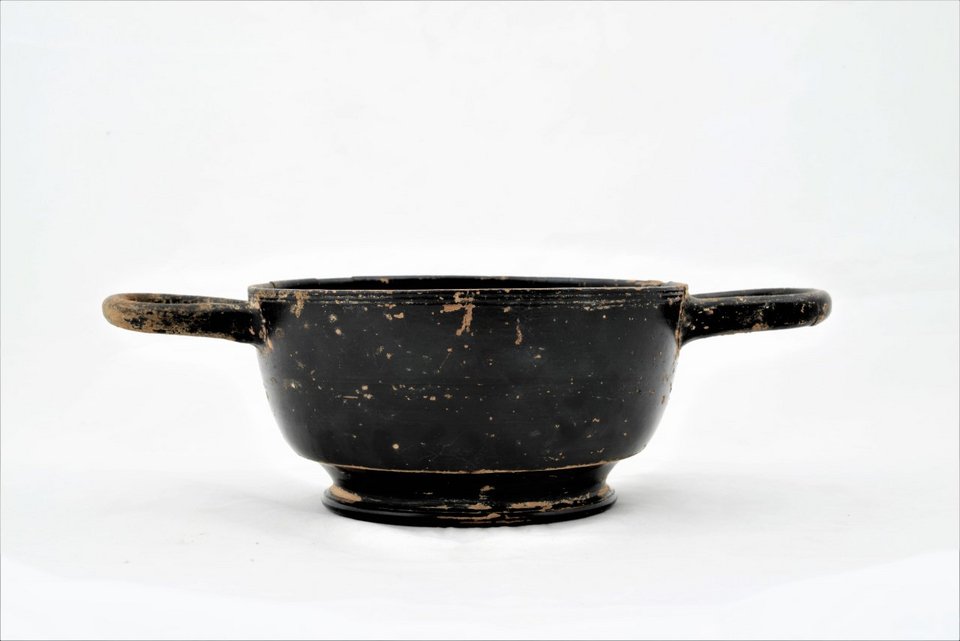 Επαναπατρισμός αγγείου που βρήκε Γερμανός σε καταφύγιο της Θεσσαλονίκης στη Κατοχή [εικόνες] | iefimerida.gr 2