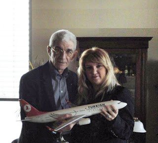 Ο Μπουτάρης μαζεύει αεροπλανάκια -Το χόμπι του δημάρχου Θεσσαλονίκης [εικόνες] | iefimerida.gr 1