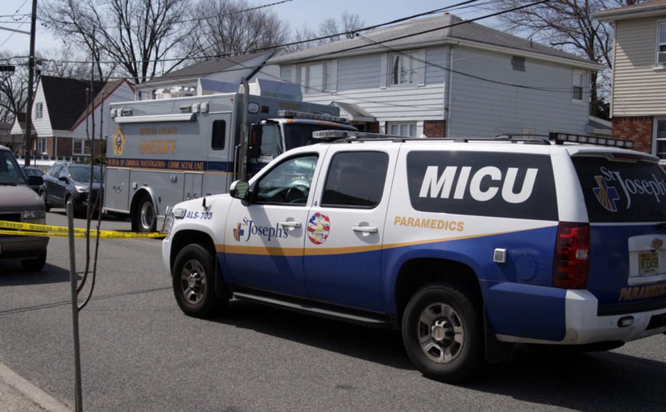 Σοκ στις ΗΠΑ: 100χρονος δολοφόνησε με τσεκούρι τη σύζυγό του και μετά αυτοκτόνησε [εικόνες] | iefimerida.gr 2