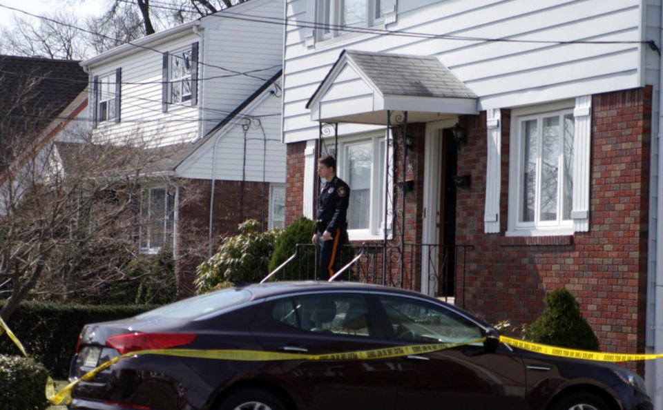 Σοκ στις ΗΠΑ: 100χρονος δολοφόνησε με τσεκούρι τη σύζυγό του και μετά αυτοκτόνησε [εικόνες] | iefimerida.gr 5