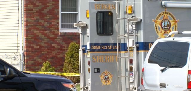 Σοκ στις ΗΠΑ: 100χρονος δολοφόνησε με τσεκούρι τη σύζυγό του και μετά αυτοκτόνησε [εικόνες] | iefimerida.gr 6