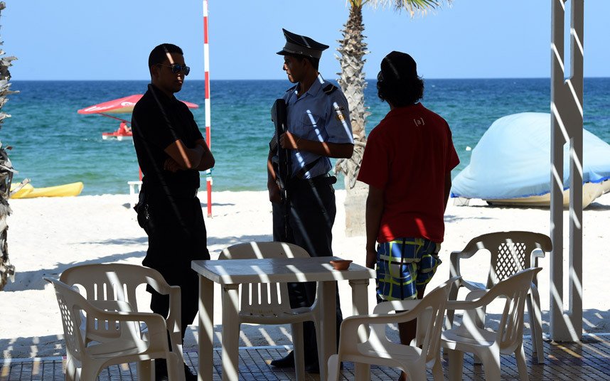 Τα έρημα αξιοθέατα -Αδειασαν από τουρίστες μετά από τις τρομοκρατικές επιθέσεις [εικόνες] | iefimerida.gr 11