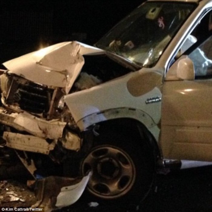 16χρονος καρφώθηκε με το αμάξι του στο σπίτι της «Σαμάνθα» από το Sex & The City -Το έκανε ρημαδιό [εικόνες]  | iefimerida.gr 3