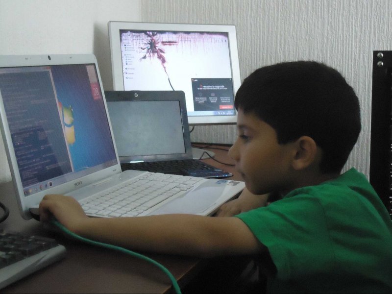 Πεντάχρονος κάνει θαύματα με τον υπολογιστή -Πέρασε τις εξετάσεις της Microsoft [εικόνες] | iefimerida.gr 1