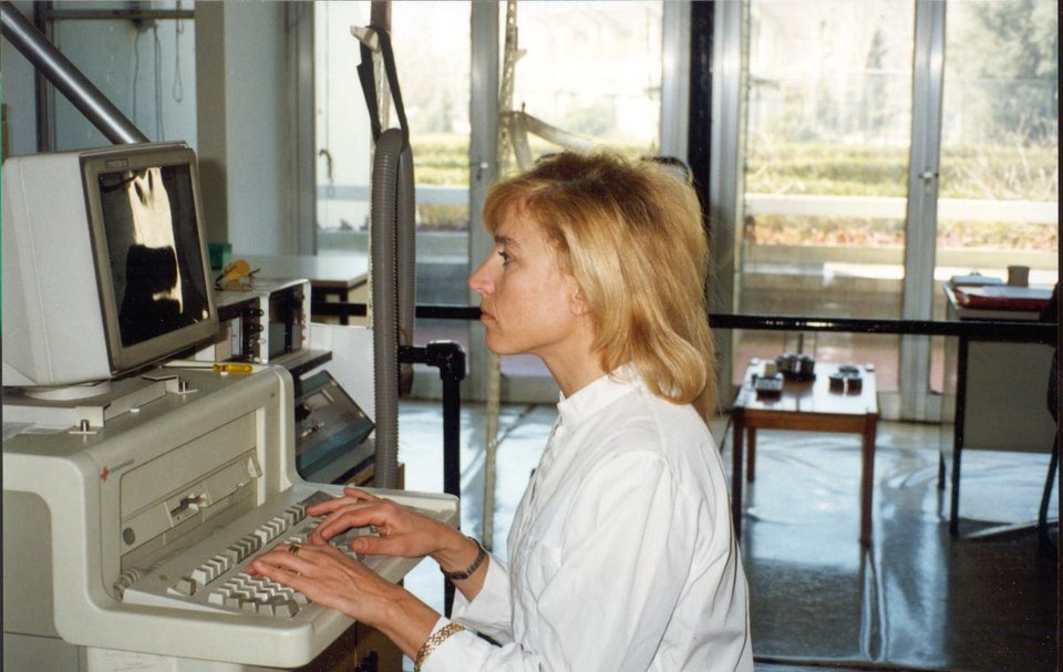 Η πρωταθλήτρια κολύμβησης Ελένη Αυλωνίτου, στη θέση της Ρένας Δούρου στη Βουλή [εικόνες] | iefimerida.gr 4