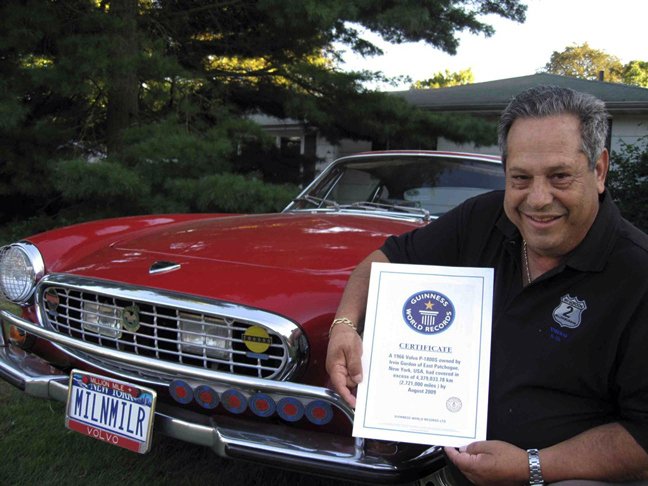 Irvin Gordon- Ο δάσκαλος που διένυσε 4.800.000 χλμ. με το ίδιο αυτοκίνητο [εικόνες] | iefimerida.gr 0