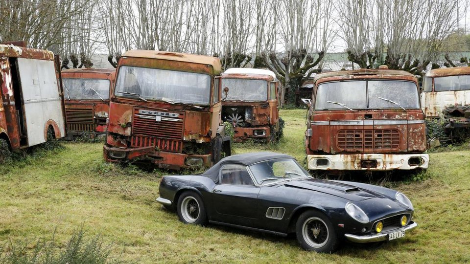 Θησαυρός σε αχυρώνα: Ενα νεκροταφείο αυτοκινήτων αξίας 15 εκατ. ευρώ [εικόνες] | iefimerida.gr 6