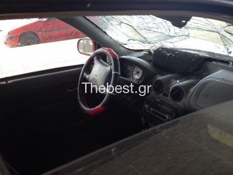 Το αυτοκίνητο-υγρός τάφος για τους τρεις νέους στην Πάτρα -Τι λέει ο δύτης που προσπάθησε να τους απεγκλωβίσει [εικόνες & βίντεο] | iefimerida.gr 1