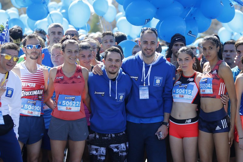 Η Stoiximan για τρίτη  συνεχή χρονιά, δίπλα στον Διεθνή Μαραθώνιο «Μέγας Αλέξανδρος» [εικόνες] | iefimerida.gr 3