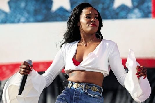 Ποιοι είναι οι άνθρωποι που το Twitter πέταξε έξω με κλωτσιές [εικόνες] | iefimerida.gr 4