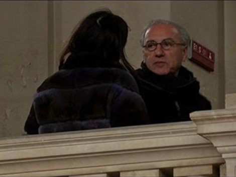 Αυτός είναι ο γυναικολόγος της Κάρλα Μπρούνι που βίαζε τις ασθενείς του -Συγκλονιστικές μαρτυρίες [εικόνες] | iefimerida.gr 2