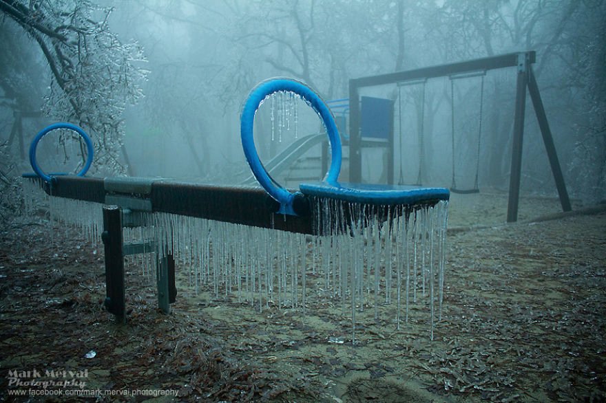 Μια παγωμένη πόλη - Εικόνες «Αποκάλυψης» στην Βουδαπέστη [εικόνες] | iefimerida.gr 2