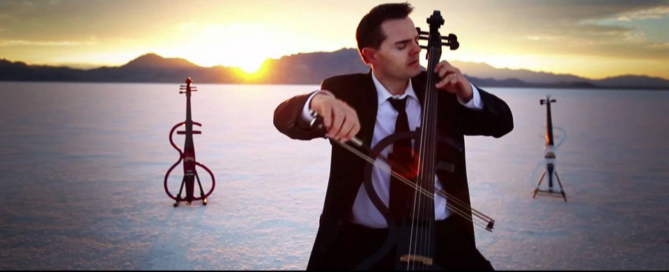 Τέσσερις μπαμπάδες σαρώνουν το youtube: Αφησαν τις δουλειές τους και παίζουν μουσική στα πιο «κουφά» μέρη [εικόνες & βίντεο] | iefimerida.gr 4