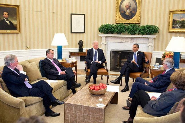 Το 24ωρο του Ομπάμα -Μπάσκετ, συναντήσεις, χαιρετούρες και αγκαλιές με τη Μισέλ [εικόνες]    | iefimerida.gr 6