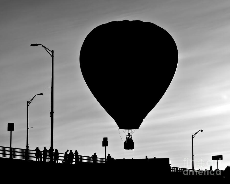 Οι δέκα εντυπωσιακότερες αποδράσεις από το Τείχος του Βερολίνου [εικόνες] | iefimerida.gr 5