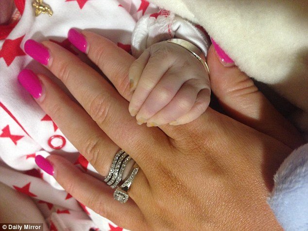 Εζησε μόλις 100 λεπτά και χάρισε ζωή -Η συγκινητική ιστορία του νεότερου δωρητή οργάνων [εικόνες] | iefimerida.gr 6