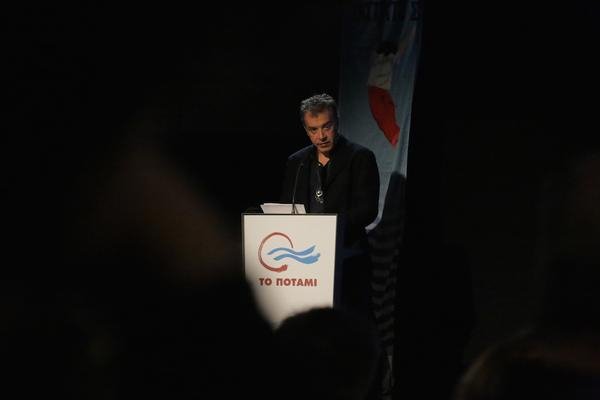 Ο Θεοδωράκης δηλώνει βέβαιος ότι θα είναι τρίτο κόμμα | iefimerida.gr 3