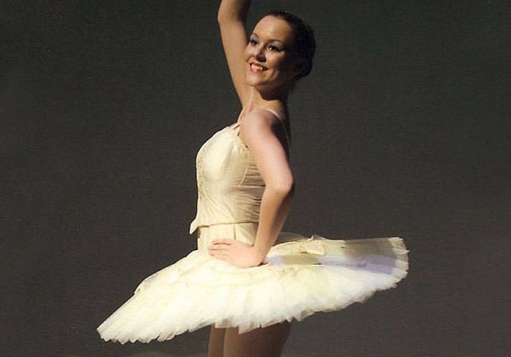 Η μεταμόρφωση μιας μπαλαρίνας: Πέταξε τα πουέντ και έγινε μπόντι-μπίλντερ [εικόνες]  | iefimerida.gr 0