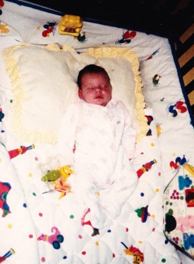 Βρήκε τη μητέρα της μέσω facebook -Την είχε εγκαταλείψει, νεογέννητη, σε ένα  Burger King [εικόνες] | iefimerida.gr 4