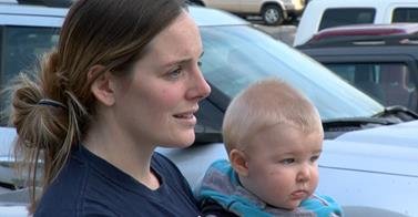 Βρήκε τη μητέρα της μέσω facebook -Την είχε εγκαταλείψει, νεογέννητη, σε ένα  Burger King [εικόνες] | iefimerida.gr 10