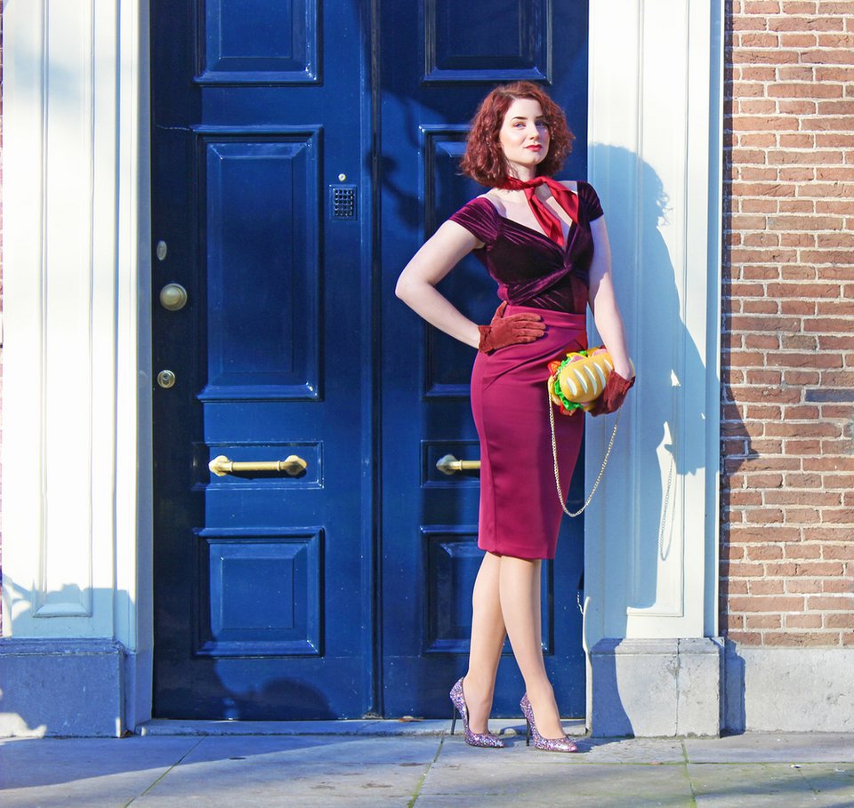 Ολλανδή σχεδιάστρια έκανε τσάντες τα πιο λαχταριστά φαγητά και γλυκά [εικόνες] | iefimerida.gr 1