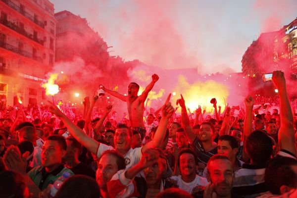 Πώς βλέπουν το Μουντιάλ σε κάθε γωνιά του κόσμου: Από τις φαβέλες μέχρι τους βεδουΐνους [εικόνες] | iefimerida.gr 7