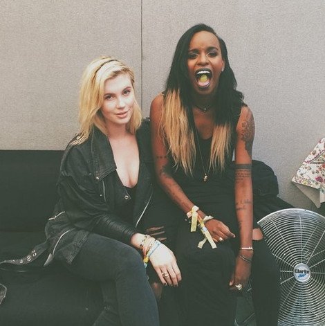 H κούκλα κόρη της Kim Basinger βρήκε τον έρωτα στο πρόσωπο μιας ράπερ [εικόνες] | iefimerida.gr 2