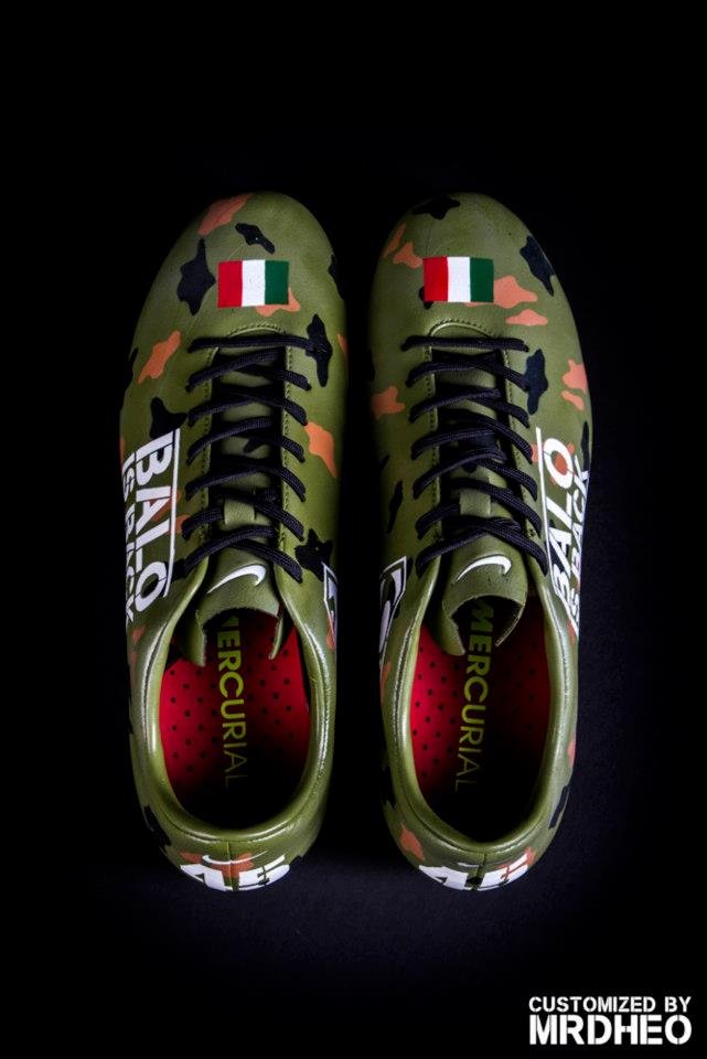 Δείτε τα εκκεντρικά παπούτσια του Μπαλοτέλι [εικόνες] | iefimerida.gr 2