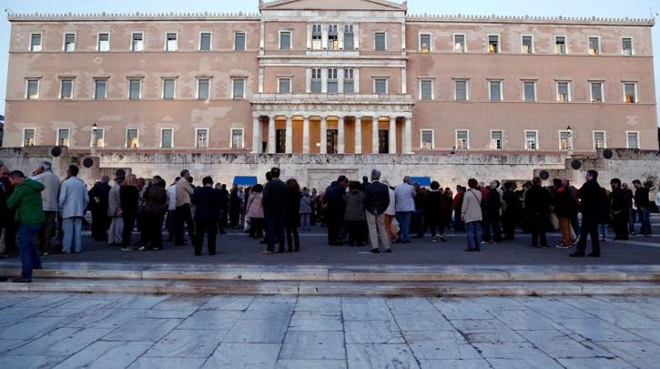 Επίθεση left.gr σε Αδωνι, Φορτσάκη: Μεσίστια τα Montblanc του Κολλεγίου Ψυχικού [εικόνες] | iefimerida.gr 0