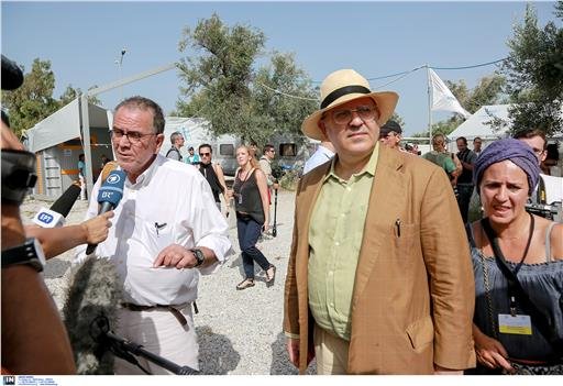 Στη Λέσβο ο γ.γ. του ΟΗΕ Μπαν Κι Μουν -Τον υποδέχθηκε η περιφερειάρχης Β. Αιγαίου [εικόνες] | iefimerida.gr 7