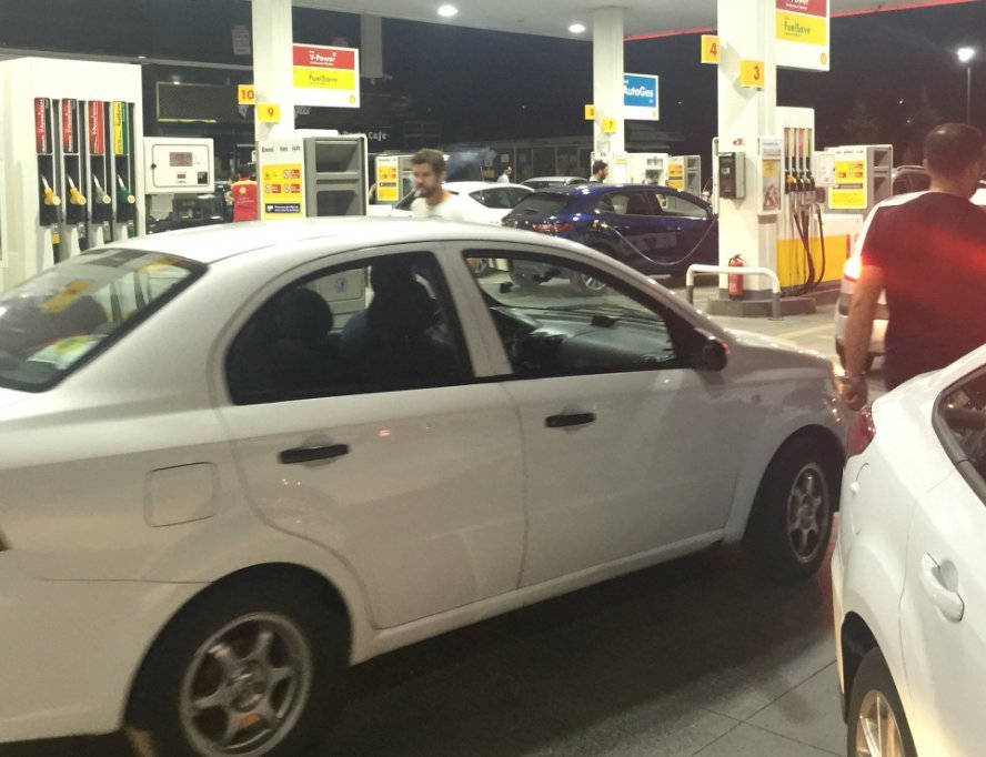 Πλιάτσικο στα καταστήματα της Κωνσταντινούπολης [εικόνες] | iefimerida.gr 2