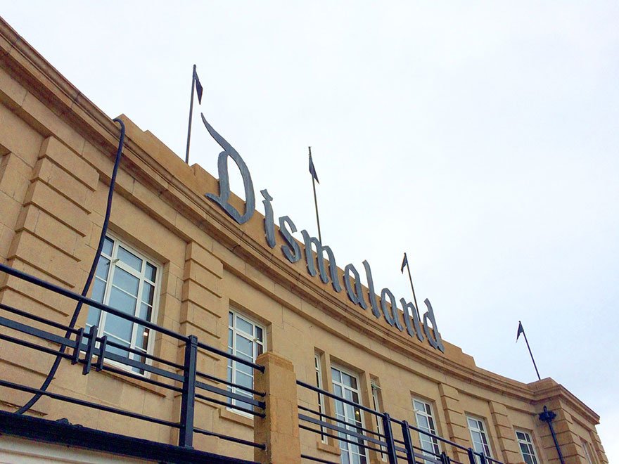 Θεματικό πάρκο με την υπογραφή του διάσημου Banksy κόβει την ανάσα [εικόνες] | iefimerida.gr 6