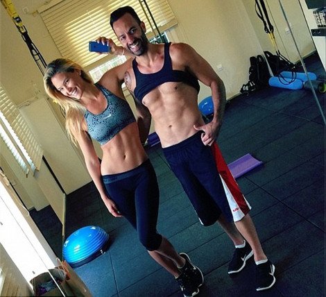 Η Μπαρ Ραφαέλι δεν σταματά να μας δείχνει ότι είναι «φέτες» [εικόνες] | iefimerida.gr 0