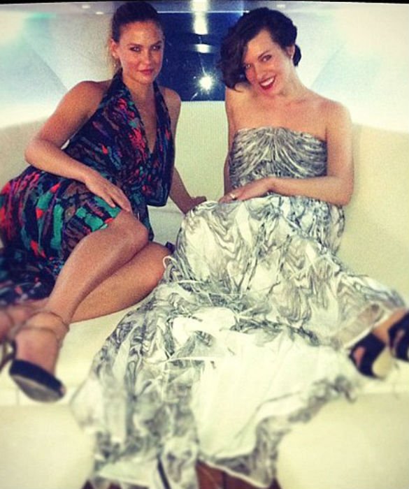 Μια νύχτα στην Τουρκία με τις Μίλα Γιόβοβιτς και Μπαρ Ραφαέλι [εικόνες] | iefimerida.gr 1