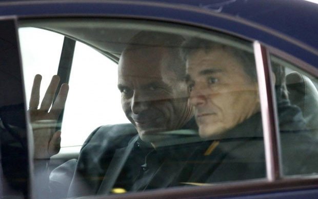 Βαρουφάκης: Ο Ντράγκι δεν είναι έτοιμος να υπερβεί τους κανονισμούς και τη διαδικασία της ΕΚΤ [βίντεο] | iefimerida.gr 2