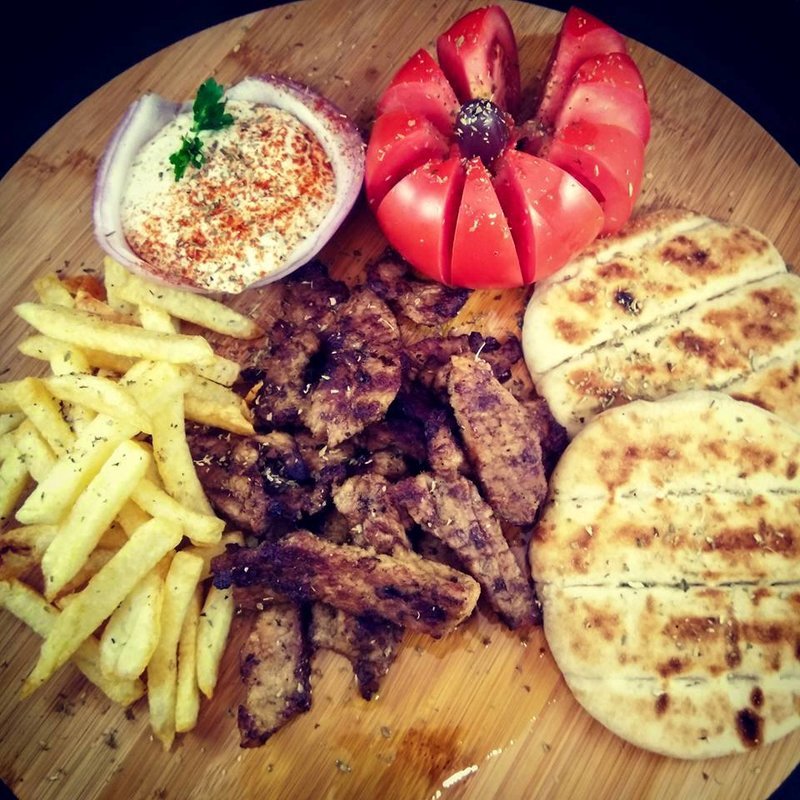 Τσικνοπέμπτη στο σπίτι- Αυτά είναι τα 10 delivery της Αθήνας με τα καλύτερα παϊδάκια, σουβλάκια, κοψίδια [εικόνες] | iefimerida.gr 2