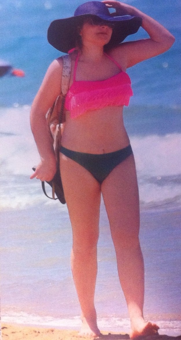 Η Αργυρώ Μπαρμπαρίγου με το μπικίνι της στην Πάρο [εικόνες] | iefimerida.gr 0