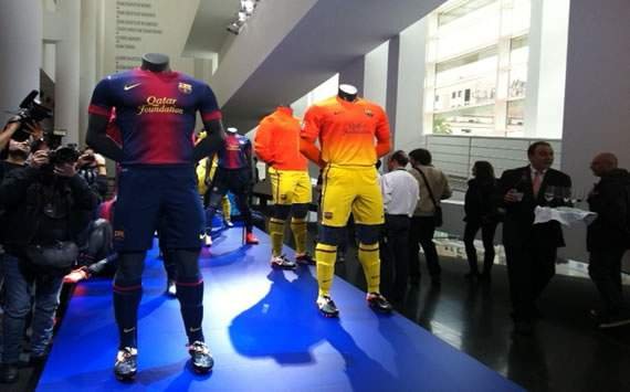 Οι νέες εμφανίσεις της Μπαρτσελόνα [εικόνες] | iefimerida.gr 1