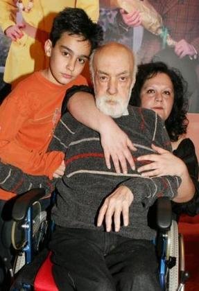 H νέα δοκιμασία για τον Ανδρέα Μπάρκουλη: Ο 12χρονος γιος του πάσχει από τη νόσο Crohn [εικόνες] | iefimerida.gr 2