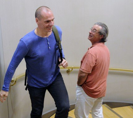 Η απίστευτη εμφάνιση του Γιάνη Βαρουφάκη στην Κ.Ε. του ΣΥΡΙΖΑ [εικόνες] | iefimerida.gr 2