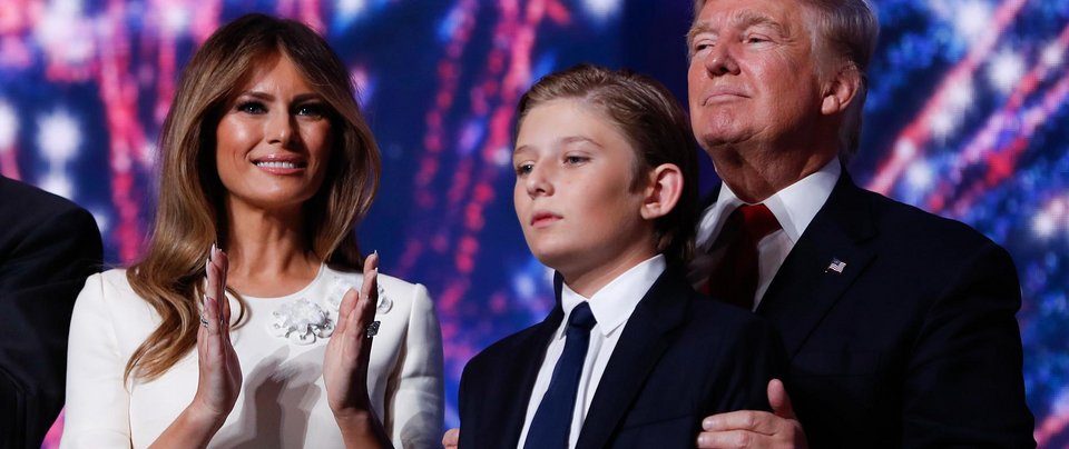 Τι συμβαίνει με τον Μπάρον Τραμπ και του επιτίθενται τα Μέσα [εικόνες] | iefimerida.gr 1