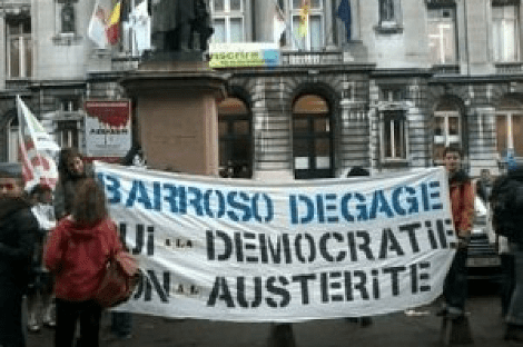 Οι Ευρωπαίοι διαμαρτύρονται για το νεκροταφείο της Μεσογείου – Πέταξαν αβγά στον Μπαρόζο [εικόνες] | iefimerida.gr 0