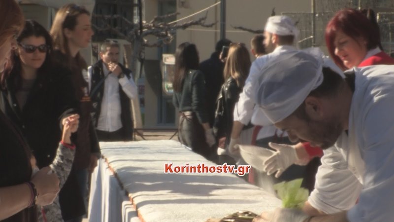 Βασιλόπιτα για ρεκόρ Γκίνες στο Κιάτο -508 κιλά και 37,35 μέτρα [εικόνες & βίντεο] | iefimerida.gr 0