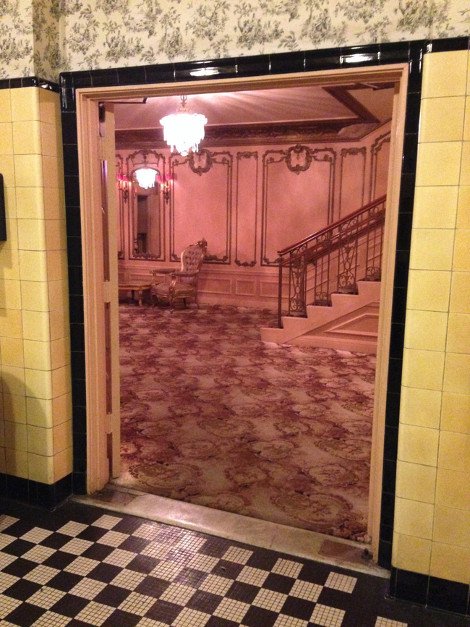 Οταν η φυσική ανάγκη θυμίζει τέχνη: Δημόσιες τουαλέτες αριστουργήματα -Κανείς δεν αρνείται να τις χρησιμοποιήσει [εικόνες] | iefimerida.gr 3