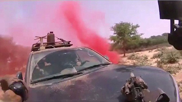 Bίντεο-σοκ του ISIS με τη φονική ενέδρα κατά Αμερικανών στρατιωτών στον Νίγηρα [βίντεο]  | iefimerida.gr 1